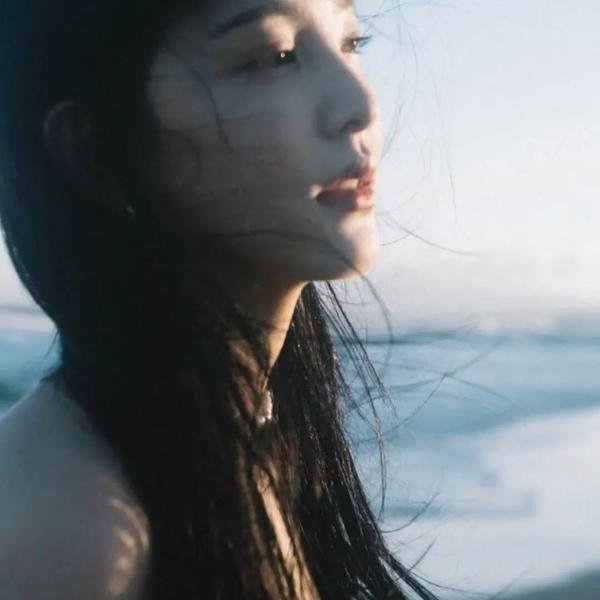 巨星查尔斯·曼森